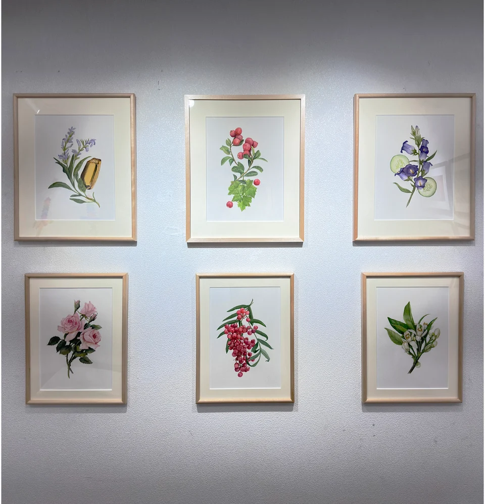 Plant and bird works in the shared exhibition, including works by other creators