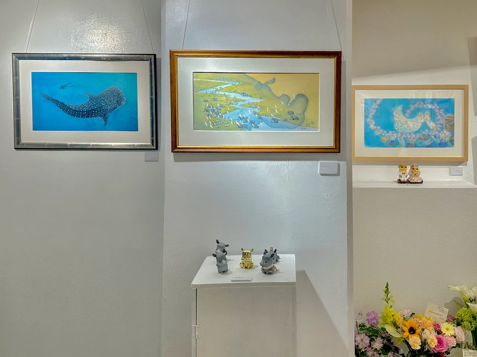 個展：ジンベエザメ、スーダン、カワウソの結婚式の原画